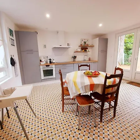 Les Deux Puits, Jusqu'a 11 Personnes Feriehus