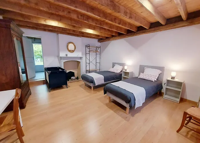 Les Deux Puits, Jusqu'a 11 Personnes