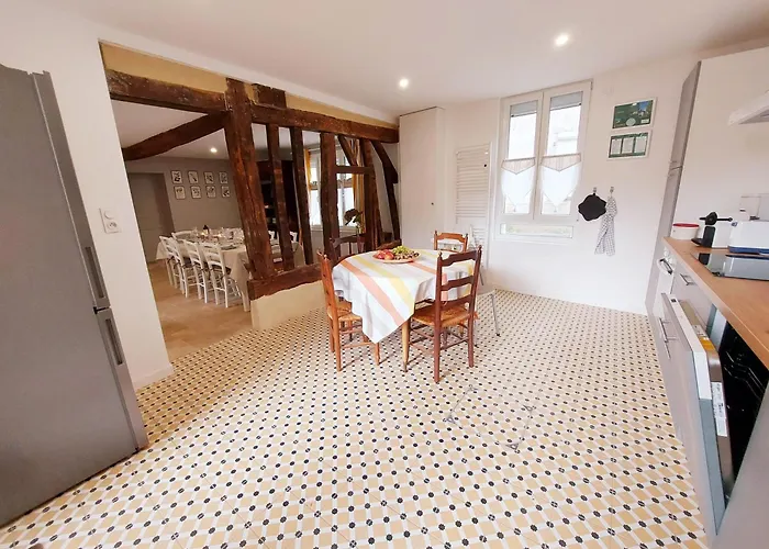 Semesterbostad Les Deux Puits, Jusqu'a 11 Personnes Cuille